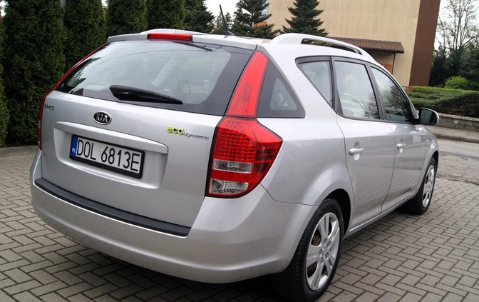 Kia Ceed cena 18600 przebieg: 215000, rok produkcji 2010 z Syców małe 352